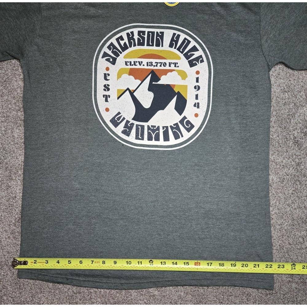 The Duck Company Jackson Hole Wyoming Gray Men's Short Sleeve T-Shirt L - Picture 5 of 6